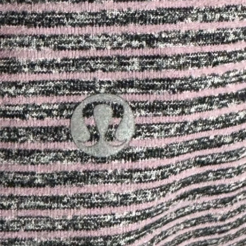 Lululemon Sweatshirt Womens 8 Pink Black Run Swiftly Tech Half Zip Pullover Logo